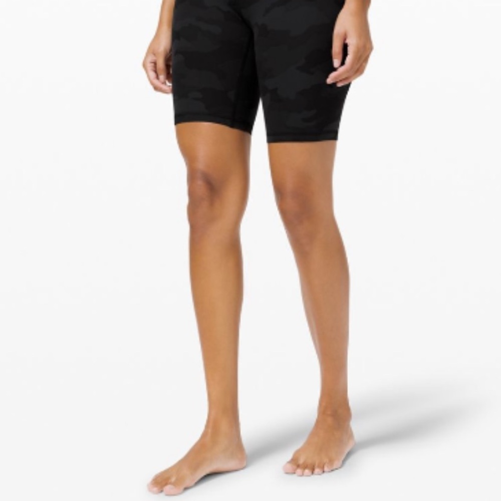 Lululemon 8” Align High Rise Bike Shorts like new